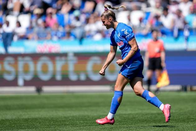 Goalscorer Selina Cerci TSG, 29 , player of TSG 1899 Hoffenheim, celebrates the goal to 3 0, cheer, cheer, goal celebration, celebrate the goal, goal, celebration, cheers about the goal, rejoicing, joy, rejoices, optimistic, positive, game scene, highlight, single image, single photo, action, action, 11 05 2025, Sinsheim Hoffenheim Germany , football, Google Pixel Frauen Bundesliga, TSG 1899 Hoffenheim FC Carl Zeiss Jena, DFB DFL REGULATIONS PROHIBIT ANY USE OF PHOTOGRAPHS AS IMAGE SEQUENCES AND OR QUASI VIDEO xozx