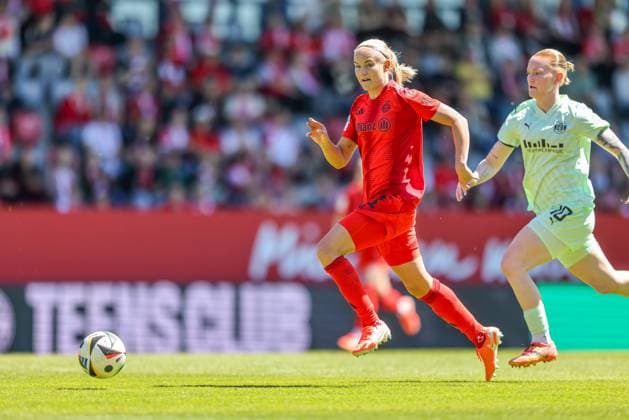 GER, Munich, FC Bayern München vs SGS Essen, Google Pixel Frauen Bundesliga, Football, DFB, Spielzeit 2024 2025, FC Bayern Campus, 22 Spieltag, im Bild Pernille Harder FC Bayern München 21 DFB DFL REGULATIONS PROHIBIT ANY USE OF PHOTOGRAPHS AS IMAGE SEQUENCES AND OR QUASI VIDEO, 11 05 2025, Copyright: HMBxMedia HendrikxHamelau