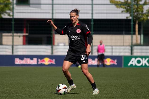 GER, Leipzig, Fußball, Google Pixel Frauen Bundesliga, 22 Spieltag, RB Leipzig vs Eintracht Frankfurt im Bild v l Carlotta Wamser Eintracht Frankfurt 30 , Freisteller 11 05 2025, RB Leipzig Training Akademie Cottaweg Leipzig DFB REGULATIONS PROHIBIT ANY USE OF PHOTOGRAPHS AS IMAGE SEQUENCES AND OR QUASI VIDEO, Copyright: HMBxMedia PaulxFritz