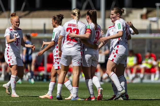 Google Pixel Frauen Bundesliga 1 FC Köln 1 FFC Turbine Potsdam, 11 05 2025 Cheering after the goal for the 4 0 lead by Taylor Ziemer 1 FC Köln, 18 Google Pixel Frauen Bundesliga, 1 FC Köln 1 FFC Turbine Potsdam, 22 Spieltag, am 11 05 2025, Franz Kremer Stadion, Köln DFB regulations prohibit any use of photographs as image sequences and or quasi video Copyright: xBEAUTIFULxSPORTS Meuselx
