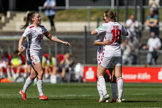 Google Pixel Frauen Bundesliga 1 FC Köln 1 FFC Turbine Potsdam, 11 05 2025 Cheering after the goal for the 4 0 lead by Taylor Ziemer 1 FC Köln, 18 Google Pixel Frauen Bundesliga, 1 FC Köln 1 FFC Turbine Potsdam, 22 Spieltag, am 11 05 2025, Franz Kremer Stadion, Köln DFB regulations prohibit any use of photographs as image sequences and or quasi video Copyright: xBEAUTIFULxSPORTS Meuselx