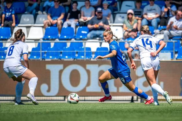Google Pixel Womens Bundesliga, TSG Hoffenheim FC Carl Zeiss Jena 11 05 2025 Selina Cerci TSG Hoffenheim, 29 , Felicia Sträßer FC Carl Zeiss Jena, 8 and Anja Heuschkel FC Carl Zeiss Jena, 14 Google Pixel Womens Bundesliga, TSG Hoffenheim FC Carl Zeiss Jena, on 11 05 2025 at the Dietmar Hopp Stadium in Hoffenheim DFB REGULATIONS PROHIBIT ANY USE OF PHOTOGRAPHS AS IMAGE SEQUENCES AND OR QUASI VIDEO Copyright: xBEAUTIFULxSPORTS Gelhardtx