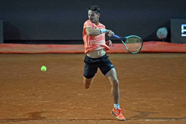 10th May 2025; Foro Italico, Rome, Italy: ATP, Tennis Herren 1000 Tennis Masters Rome, Day 4; Mariano Navone (ARG) in action during the match against Jannik Sinner (ITA)  ActionPlus12786612 AllShotLive