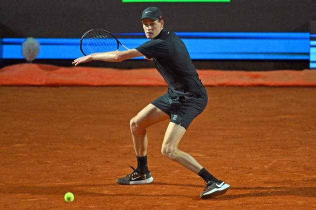 10th May 2025; Foro Italico, Rome, Italy: ATP, Tennis Herren 1000 Tennis Masters Rome, Day 4; Jannik Sinner (ITA) in action during the match against Mariano Navone  ActionPlus12786613 AllShotLive