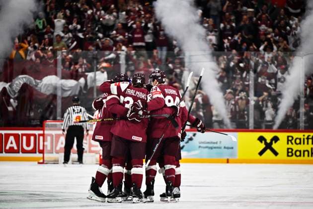 STOCKHOLM, SWEDEN 20250511 Latvia celebrating 1 0 during the IIHF Ice Hockey World Championship group A match between Latvia and Canada at Avicii Arena in Stockholm, Sweden, on May 11, 2025 STOCKHOLM SWEDEN x10430x  Copyright: xChristinexOlsson TTx ICE HOCKEY WC LATVIA-CANADA