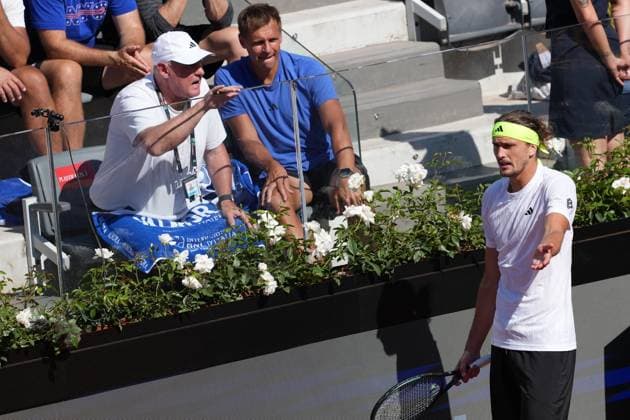 Alexander Zverev of Germany argues with the coach Alexander Zverev Senior during the match against Vilius Gaubas of Lithuania at the Internazionali BNL d Italia 2025 tennis tournament at Foro Italico in Rome, Italy on may 11, 2025. AntoniettaxBaldassarre
