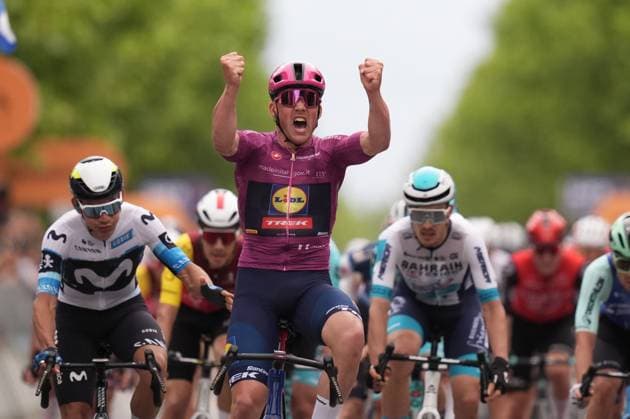 Pedersen Mads of Lidl-Trek stage winner during the stage 3 of the Giro d™Italia from Valona (Vlore) to Valona (Vlore) Albania - Sunday, May 11, 2025. - cycling.  Copyright: xMassimoxPaolone LaPressex