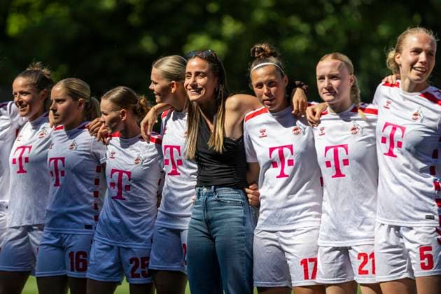 Google Pixel Womens Bundesliga 1 FC Köln 1 FFC Turbine Potsdam, 11 05 2025 from left Laura Feiersinger 1 FC Köln, 27 , Lilith Schmidt 1 FC Köln, 16 , Laura Donhauser 1 FC Köln, 25 , Julia Schiffarth 1 FC Köln, 22 , Vanessa Leimenstoll 1 FC Köln, 29 , Nicole Billa 1 FC Köln, 17 , Anna Gerhardt 1 FC Köln, 21 , Celina Degen 1 FC Köln, 5 Google Pixel Frauen Bundesliga, 1 FC Köln 1 FFC Turbine Potsdam, 22 Spieltag, am 11 05 2025, Franz Kremer Stadion, Köln DFB regulations prohibit any use of photographs as image sequences and or quasi video Copyright: xBEAUTIFULxSPORTS Meuselx