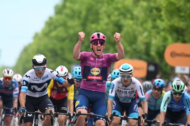 11-05-2025 Giro D italia; Tappa 03 Vlore - Vlore; 2025, Lidl - Trek; Pedersen, Mads; Vlore; 