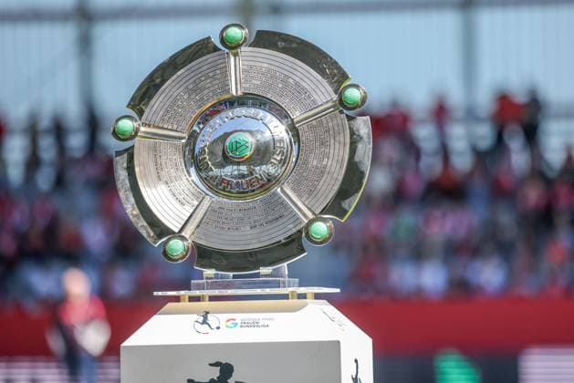 GER, Munich, FC Bayern Munich vs SGS Essen, Google Pixel Womens Bundesliga, Football, DFB, Season 2024 2025, FC Bayern Campus, 22 Matchday, in the picture The championship trophy before the game, before it is presented to the German champion FC Bayern Munich DFB DFL REGULATIONS PROHIBIT ANY USE OF PHOTOGRAPHS AS IMAGE SEQUENCES AND OR QUASI VIDEO, 11 05 2025, Copyright: HMBxMedia HendrikxHamelau
