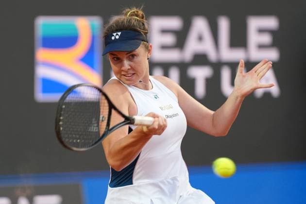 Linda Noskova of Czech Republic during the match against Erika Andreeva of Russia at the Internazionali BNL d Italia 2025 tennis tournament at Foro Italico in Rome, Italy on may 11, 2025. AntoniettaxBaldassarre