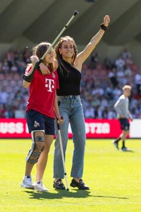 Google Pixel Frauen Bundesliga 1 FC Köln 1 FFC Turbine Potsdam, 11 05 2025 Vanessa Leimenstoll 1 FC Köln, 29 celebrates with Dora Zeller 1 FC Köln, 19 Google Pixel Frauen Bundesliga, 1 FC Köln 1 FFC Turbine Potsdam, 22 Spieltag, am 11 05 2025, Franz Kremer Stadion, Köln DFB regulations prohibit any use of photographs as image sequences and or quasi video Copyright: xBEAUTIFULxSPORTS Meuselx