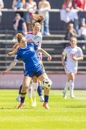 Google Pixel Frauen Bundesliga 1 FC Köln 1 FFC Turbine Potsdam, 11 05 2025 Alina Gnädig 1 FFC Turbine Potsdam, 21 , Lotta Cordes 1 FC Köln, 6 Google Pixel Frauen Bundesliga, 1 FC Köln 1 FFC Turbine Potsdam, 22 Spieltag, am 11 05 2025, Franz Kremer Stadion, Köln DFB regulations prohibit any use of photographs as image sequences and or quasi video Copyright: xBEAUTIFULxSPORTS Meuselx