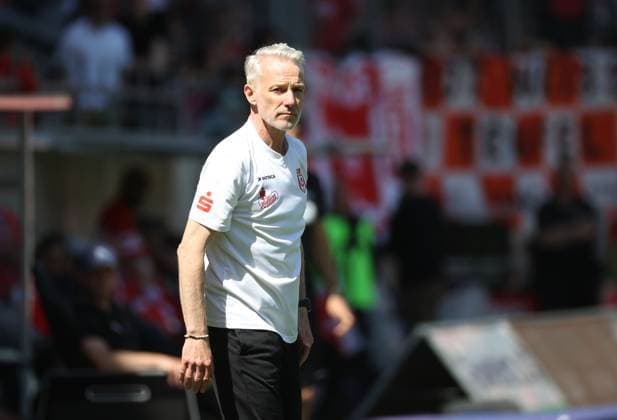 110525 Halle Saale Saxony Anhalt Sport Football Hallescher FC Halle HFC Regionalliga Nordost 4 Liga Men Season 2024 2025 33 Matchday Hallescher FC FC Hertha Zehlendorf 4 1 Mark Zimmermann Coach Hallescher FC