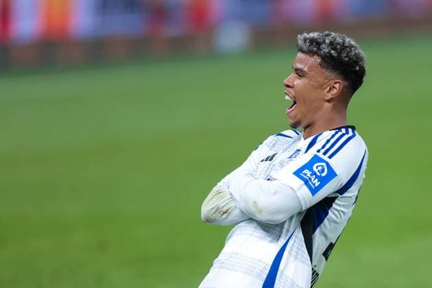 10 05 2025, 2 Bundesliga, Matchday 33, Hamburger SV SSV Ulm 1846, Ransford Königsdörffer Hamburger SV celebrates the goal for 5 1, Hamburg Volksparkstadion Hamburg Germany xRHR PHOTO DEx Copyright: DennisxEwert RHR-FOTOx RHR-FOTO DE