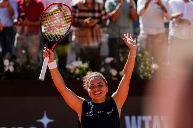 May 12, 2025, Rome, ITALY: Jasmine Paolini of Italy celebrates after winning her women™s single fourth round match against Jelena Ostapenko of Latvia (not pictured) at the Italian Open tennis tournament in Rome, Italy, 12 May 2025. ANSA FABIO FRUSTACI. Italian Open Tennis Tournament  - ZUMAa110 20250512_zaf_a110_042 Copyright: xFabioxFrustacix