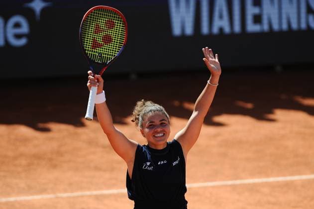 Foto IPP Cavaliere Emiliano. Roma 12 05 2025. Tennis Internazionali d Italia 2025. Nella foto: Jasmine Paolini esulta. Italy Photo Press - World Copyright italy ITALY  Copyright: xR4924_italyphotopressx