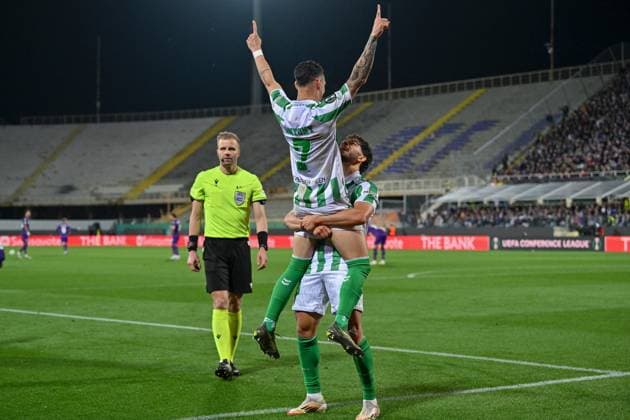CALCIO - UEFA Conference League - ACF Fiorentina vs Real Betis Balompie Real Betis Balompie s forward Abde Ezzalzouli celebrates after scoring a goal with Real Betis Balompie s forward Antony Matheus dos Santos during ACF Fiorentina vs Real Betis Balompie, UEFA Conference League football match in Florence, Italy, May 08 2025 Florence Italy  Copyright: xIPAxSport ABACAx