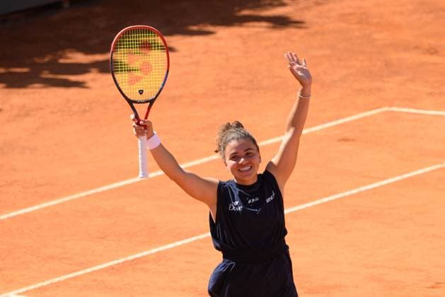TENNIS - Internazionali di Tennis - Internazionali BNL d Italia Jasmine Paolini (ITA) during the fourth round against Jelena Ostapenko (LAT) of the WTA, Tennis Damen Master 1000 Internazionali BNL d Italia tournament at Foro Italico on May 12, 2025 Fabrizio Corradetti LiveMedia Rome Italy  Copyright: xIPAxSport ABACAx