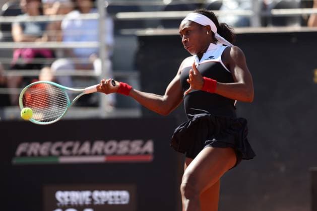 Rome, Italy 05 12 2025: Gauff Coco (USA) rank 3 vs Emma Raducanu (GBR) rank 49 competing during R16 of the Internazionali BNL d Italia 2025 WTA, Tennis Damen Masters 1000 women s circuit in Rome at the Foro Italico.  Copyright: xmarcoxiacobuccix xipa-agency.netx xmarcoxiacobuccix 0817835191st