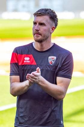 Ingolstadt, Germany 10 May 2025 3 Liga 2024 2025 FC Ingolstadt 04 vs SV Wehen Wiesbaden In the picture goalkeeper Pelle Boevink FCI gesticulates on the pitch DFB regulations prohibit any use of photographs as image sequences and or quasi video Audi Sportpark Bayern Copyright: xFotostandx xSchäferx