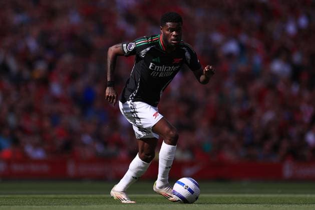 Fußball Premier League Liverpool gegen Arsenal 11. Mai 2025 Premier League Liverpool gegen Arsenal Thomas Partey von Arsenal Foto Simon Stacpoole Abseits Liverpool UK  Copyright: xSimonxStacpoolexOffside