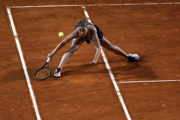 Tennis: WTA, Tennis Damen Master 1000 women at the Foro Italico in Rome, Sabalenka Arena (BY) rank 1 vs Kostyuk Marta (UKR) rank 27 Tennis: WTA Master 1000 women at the Foro Italico in Rome, Sabalenka Arena BY rank 1 vs Kostyuk Marta UKR rank 27 Rome, Italy 05 12 2025: Sabalenka Arena BY rank 1 vs Kostyuk Marta UKR rank 27 competing during R16 of the Internazionali BNL d Italia 2025 WTA Masters 1000 women s circuit in Rome at the Foro Italico. Rome italy Italy  Copyright: xIPA ABACAx Rome italy Italy  Copyright: xIMAGO ABACAPRESSx