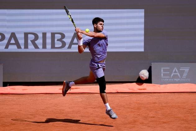 Internazionali BNL D Italia 2025 - Day Nine Carlos Alcaraz of Spain in action against Karen Khachanov of Russia during the Internazionali BNL d™Italia day Nine at Foro Italico on May 13, 2025 in Rome, Italy. Rome Foro Italico Lazio Italy Copyright: xGiuseppexMaffiax IBI_Day9_130525DSC09785