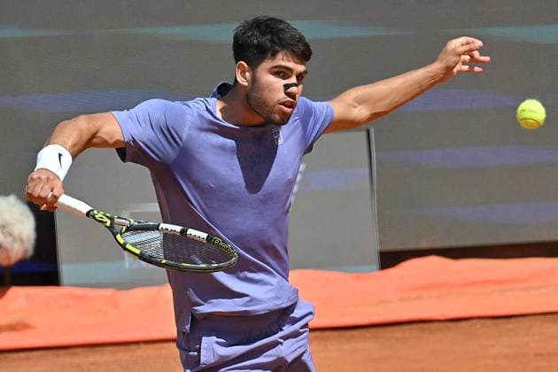 TENNIS - Internazionali di Tennis - Internazionali BNL d Italia Carlos Alcaraz during the Internazionali BNL d Italia 2025 at Foro Italico, Italy, May 13rd, 2025 Mattia Vian during Internazionali BNL d Italia, International Tennis match in Rome, Italy, May 13 2025 Rome Italy  Copyright: xIPAxSport ABACAx