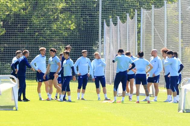 DEU, DFL, 2 FBL Hertha BSC, Training, 13 05 2025, Sportforum, Berlin, DEU, DFL, 2 FBL Hertha BSC, Training, im Bild Hertha Spielerkreis DFL regulations prohibit any use of Photographs as image sequences and or quasi video nordphotoxGmbHx xEngler nph00076