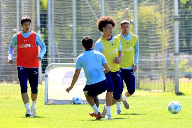 DEU, DFL, 2 FBL Hertha BSC, Training, 13 05 2025, Sportforum, Berlin, DEU, DFL, 2 FBL Hertha BSC, Training, im Bild Derry Scherhant Hertha BSC Berlin 39 , Michael Cuisance Hertha BSC Berlin 27 , Kevin Sessa Hertha BSC Berlin 8 , Marton Dardai Hertha BSC Berlin 31 DFL regulations prohibit any use of Photographs as image sequences and or quasi video nordphotoxGmbHx xEngler nph00076