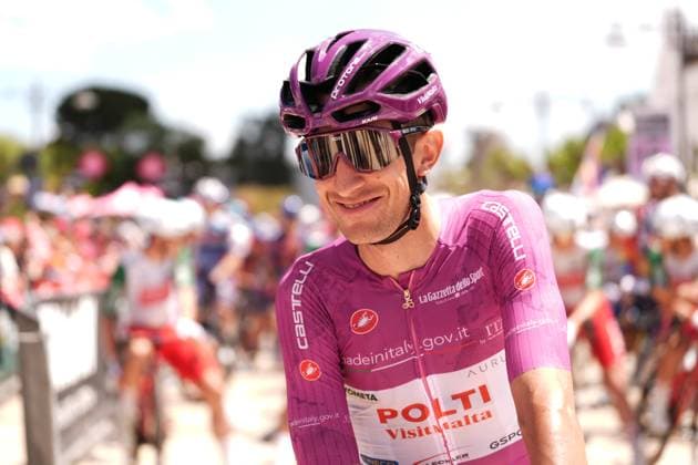 Tonelli Alessandro of Team Polti Visitmalta before the start during the stage 4 of the Giro d™Italia from Alberobello (Pietramadre) to Lecce, Italy - Tuesday, May 13, 2025. - cycling.  Copyright: xMassimoxPaolone LaPressex