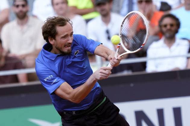 Internazionali BNL D Italia 2025 - Day Nine Danil Medvedev of Russia in action against Lorenzo Musetti of Italy during the Internazionali BNL d™Italia day Nine at Foro Italico on May 13, 2025 in Rome, Italy. Rome Foro Italico Lazio Italy Copyright: xGiuseppexMaffiax IBI_Day9_130525DSC08410
