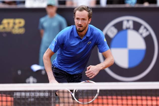 Internazionali BNL D Italia 2025 - Day Nine Danil Medvedev of Russia in action against Lorenzo Musetti of Italy during the Internazionali BNL d™Italia day Nine at Foro Italico on May 13, 2025 in Rome, Italy. Rome Foro Italico Lazio Italy Copyright: xGiuseppexMaffiax IBI_Day9_130525DSC09366