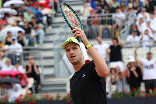 May 13, 2025, Rome, Celestynow, Italy: HUBERT HURKACZ of Poland during the match against J. Mensik of Czech Republic at the ATP, Tennis Herren Internazionali BNL d Italia 2025 Italian Open tennis tournament at Foro Italico in Rome, Italy. Rome Italy - ZUMAc278 20250513_zsp_c278_041 Copyright: xMarcinxCholewinskix