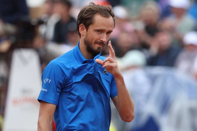 Rome, Italy, italy: Rome, Italy 05 13 2025: Men s Singles Round 16, Lorenzo Musetti (ITA) rank 9 against D.Medvedev (RUS) rank 11, during the Internazionali BNL d Italia 2025 ATP, Tennis Herren Masters Men s 1000 circuit of Rome at the Foro Italico. Tennis: ATP Master 1000 Men S Singles At The Foro Italico In Rome, Lorenzo Musetti Vs D.Medvedev  - ZUMAp169 0818055582st Copyright: xmarcoxiacobuccix