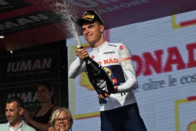 May 13, 2025, Lecce, ITALY: Cech rider Mathias Vacek of Lidl -Trek team retaining the best young rider s white jersey celebrate on the podium after 4th stage of the 108 Giro d Italia 2025, cycling race over 189 km from Alberobello to Lecce. Lecce, Italy, 13 May 2025. ANSA LUCA ZENNARO. Giro D Italia Cycling Tour - 4 Stage  - ZUMAa110 20250513_zaf_a110_028 Copyright: xLucaxZennarox