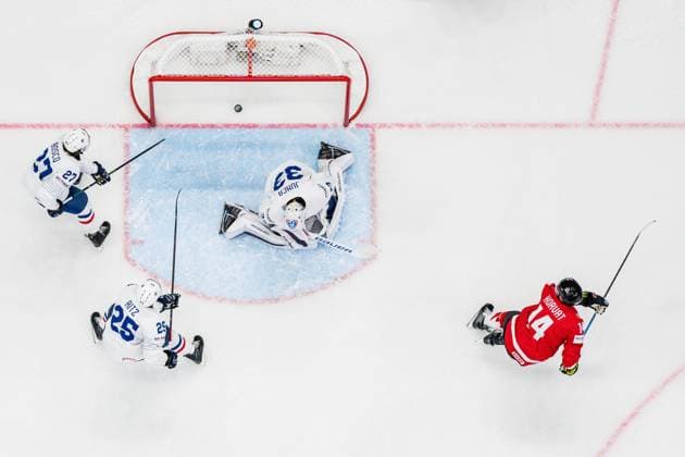 250513 Bo Horvat of Canada scores 1 0 past Jules Boscq, Nicolas Ritz and goaltender Julian Junca of France during the 2025 IIHF Ice Hockey World Championship group stage game between Canada and France on May 13, 2025 in Stockholm Photo Maxim Thore BILDBYRAN kod MT MT0814 ishockey ice hockey ishockey vm 2025 vm 2025 iihf world championship kanada canada frankrike france bbeng  Copyright: MAXIMxTHORE BB250513MT004