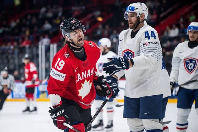 250513 Adam Fantilli of Canada and Kevin Spinozzi of France during the 2025 IIHF Ice Hockey World Championship group stage game between Canada and France on May 13, 2025 in Stockholm Photo Maxim Thore BILDBYRAN kod MT MT0814 ishockey ice hockey ishockey vm 2025 vm 2025 iihf world championship kanada canada frankrike france bbeng  Copyright: MAXIMxTHORE BB250513MT013