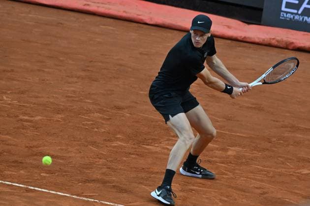 13th May 2025; Foro Italico, Rome, Italy: ATP, Tennis Herren 1000 Tennis Masters Rome, Day 7; Jannik Sinner (ITA) in action during his match against Cerundolo (ARG)  ActionPlus12787612 AllShotLive