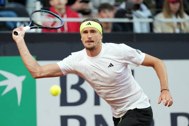 Sport Bilder des Tages Alexander Zverev of Germany during the match against Arthur Fils of France at the Internazionali BNL d Italia 2025 tennis tournament at Foro Italico in Rome, Italy on may 13, 2025. AntoniettaxBaldassarre