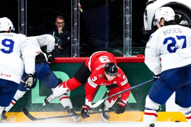 Ice hockey, Eishockey - IIHF WC 2025 STOCKHOLM,SWEDEN,13.MAY.25 - ICE HOCKEY - IIHF Ice Hockey World Championship, WM, Weltmeisterschaft 2025, group stage, Canada vs France. Image shows Nate MacKinnon (CAN).  GEPAxpictures xMaticxKlansek