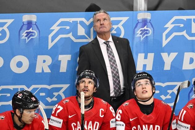 STOCKHOLM, SWEDEN 20250513 Canadas head coach Dean Evason during the IIHF Ice Hockey World Championship group A match between Canada and France at Avicii Arena in Stockholm, Sweden, on May 13, 2025 STOCKHOLM SWEDEN x10040x  Copyright: xAndersxWiklund TTx ICE HOCKEY WC CANADA-FRANCE