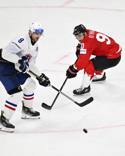 STOCKHOLM, SWEDEN 20250513 France s Hugo Gallet and Canada s Ryan O Reilly during the IIHF Ice Hockey World Championship group A match between Canada and France at Avicii Arena in Stockholm, Sweden, on May 13, 2025 STOCKHOLM SWEDEN x10040x  Copyright: xAndersxWiklund TTx ICE HOCKEY WC CANADA-FRANCE