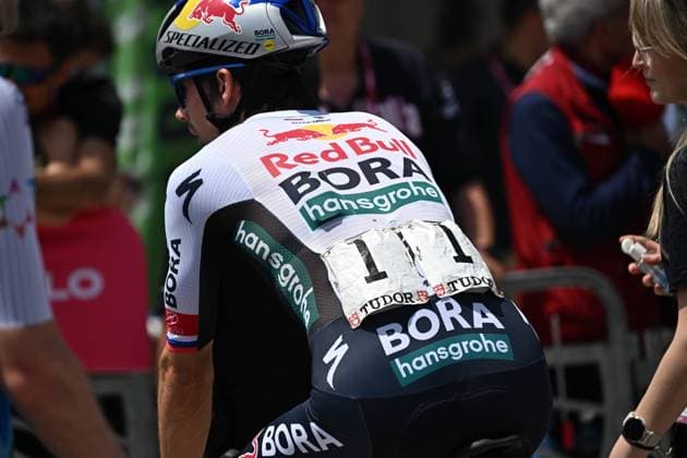 May 14, 2025, Ceglie Messapica, ITALY: PrimoÅ¾ Roglic Slovenian rider of Red Bull - Bora - Hansgrohe team, on the signing in podium ahead the departure of the 5th stage of the 108 Giro d Italia 2025, cycling race over 151 km from Ceglie Messapica to Matera. Ceglie Messapica, Italy, 14 May 2025. ANSA LUCA ZENNARO. Giro D Italia Cycling Tour - 5 Stage  - ZUMAa110 20250514_zaf_a110_002 Copyright: xLucaxZennarox
