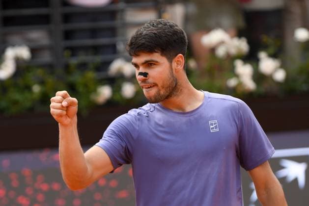 Foto IPP Cavaliere Emiliano. Roma 14 05 2025. Tennis Internazionali d Italia 2025. Nella foto: esulta Carlos Alcaraz. Italy Photo Press - World Copyright italy ITALY  Copyright: xR4924_italyphotopressx