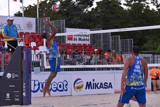 May 14, 2025, Madrid, Madrid, Spain: SERGIY POPOV competes during the CEV Beach Volley Nations Cup match between SPAIN and UKRAINE at Parque Deportivo Puerta de Hierro on may 14, 2025 in Madrid, Spain. Madrid Spain - ZUMAc312 20250514_zsp_c312_017 Copyright: xOscarxManuelxSanchezx