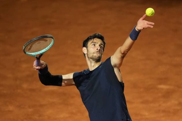 Lorenzo Musetti of Italy during the match against Alexander Zverev of Germany at the Internazionali BNL d Italia 2025 tennis tournament at Foro Italico in Rome, Italy on may 14, 2025. AntoniettaxBaldassarre