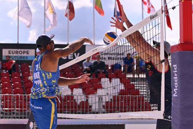 May 14, 2025, Madrid, Madrid, Spain: SERGIY POPOV and JAVIER HUERTA PASTOR competes during the CEV Beach Volley Nations Cup match between SPAIN and UKRAINE at Parque Deportivo Puerta de Hierro on may 14, 2025 in Madrid, Spain. Madrid Spain - ZUMAc312 20250514_zsp_c312_064 Copyright: xOscarxManuelxSanchezx