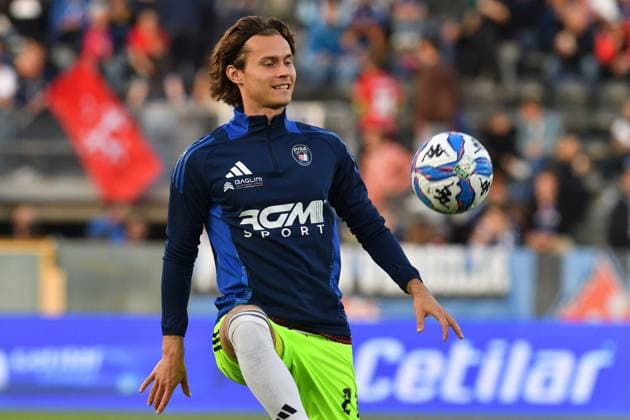 CALCIO - Serie B - Pisa SC vs US Cremonese Markus Solbakken (Pisa) during warmup during Pisa SC vs US Cremonese, Italian soccer Serie B match in Pisa, Italy, May 13 2025 Pisa Italy  Copyright: xIPAxSport ABACAx